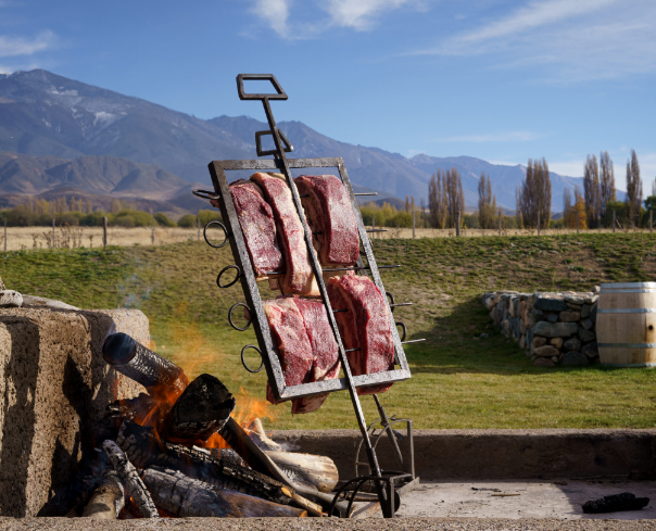 Mostrador con cortes premium de la mejor carnicería en Mendoza, La Pradera Carnes