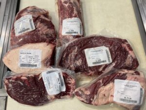 Reparto de envío de carne en Mendoza con flota refrigerada de La Pradera Carnes